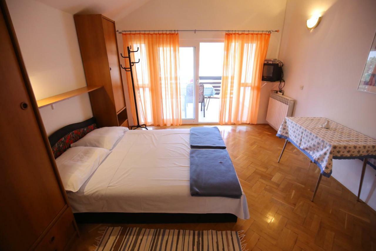 Apartments Paleka Петрчане Экстерьер фото