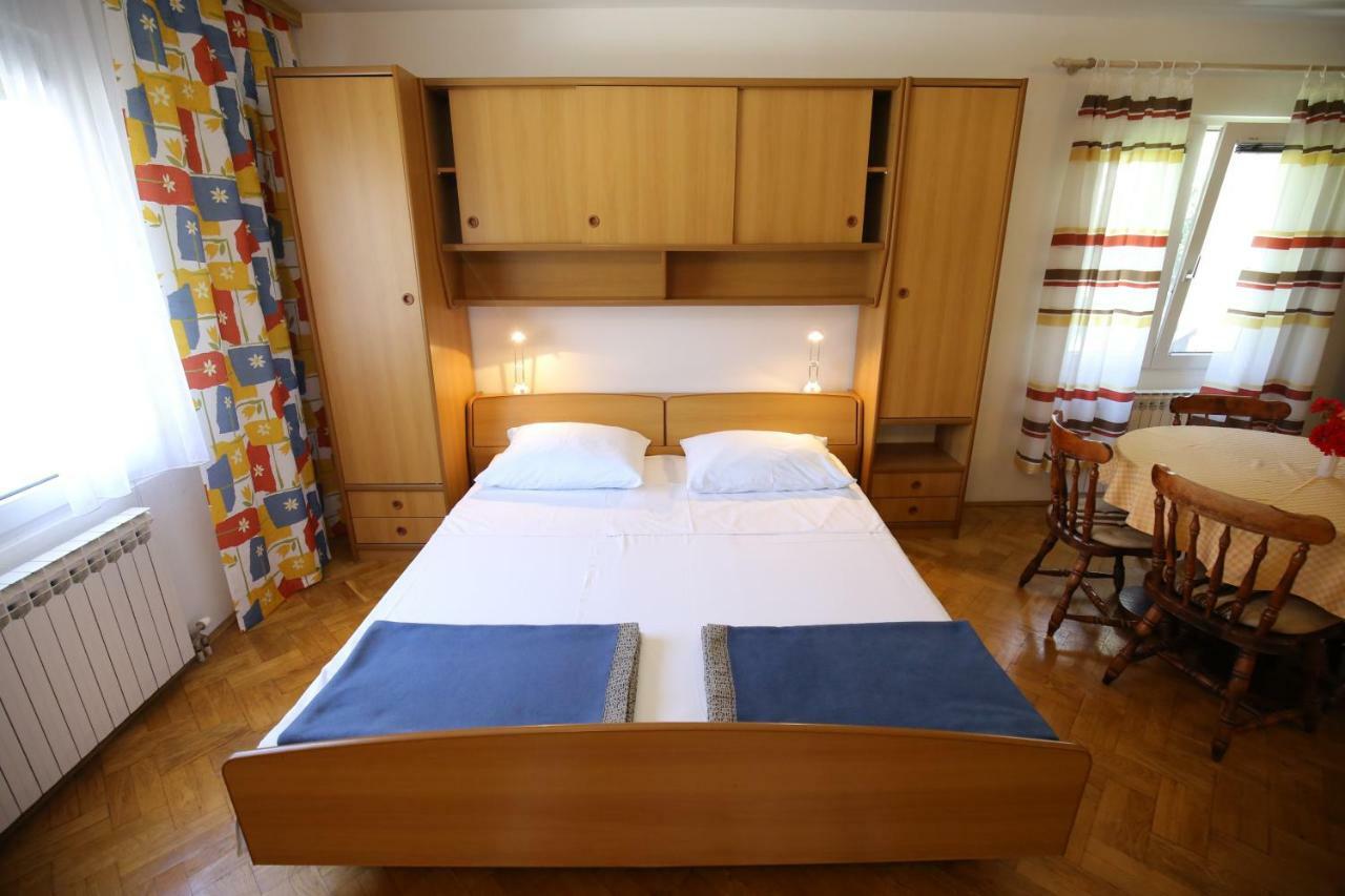 Apartments Paleka Петрчане Экстерьер фото