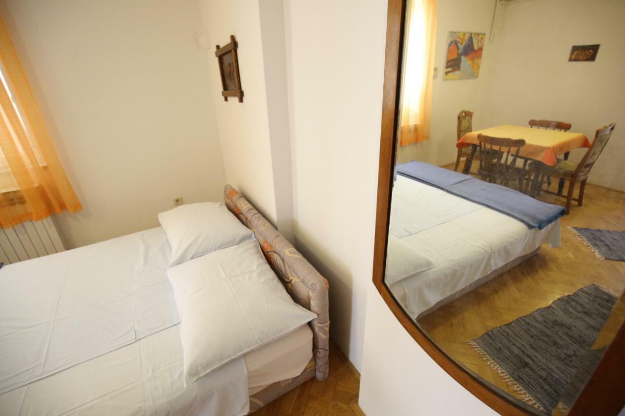 Apartments Paleka Петрчане Экстерьер фото